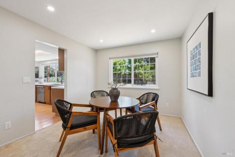 1724 Tampico Court Petaluma CA 94954