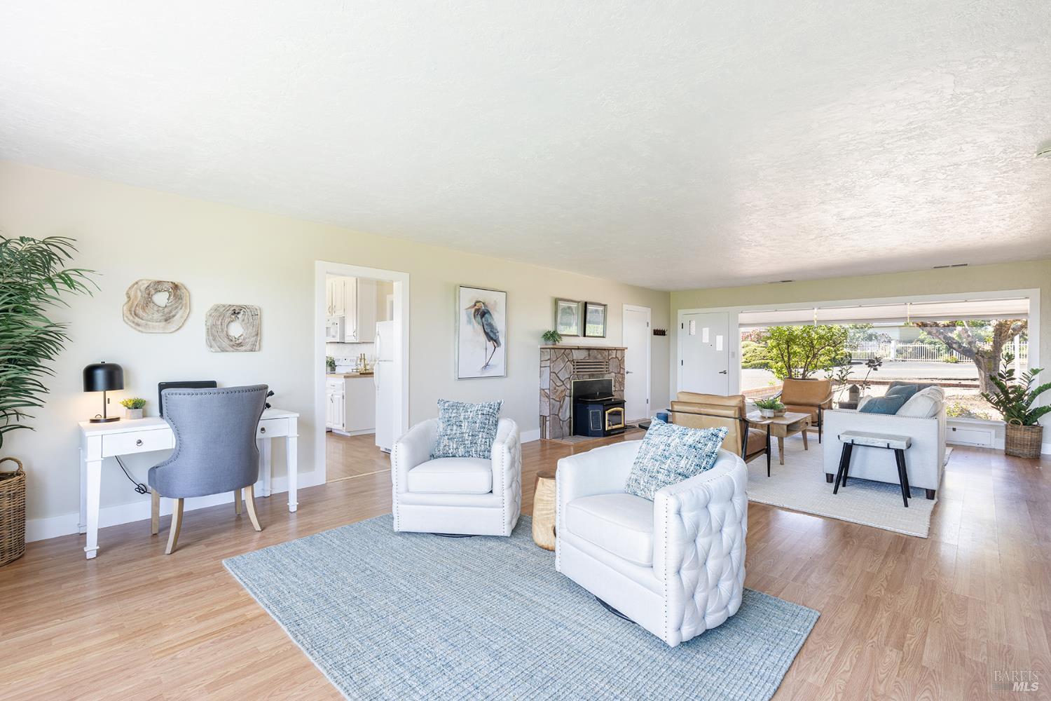 1365 Grandview Road Sebastopol CA 95472