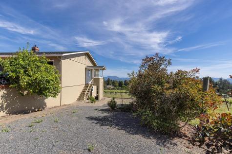 1365 Grandview Road Sebastopol CA 95472