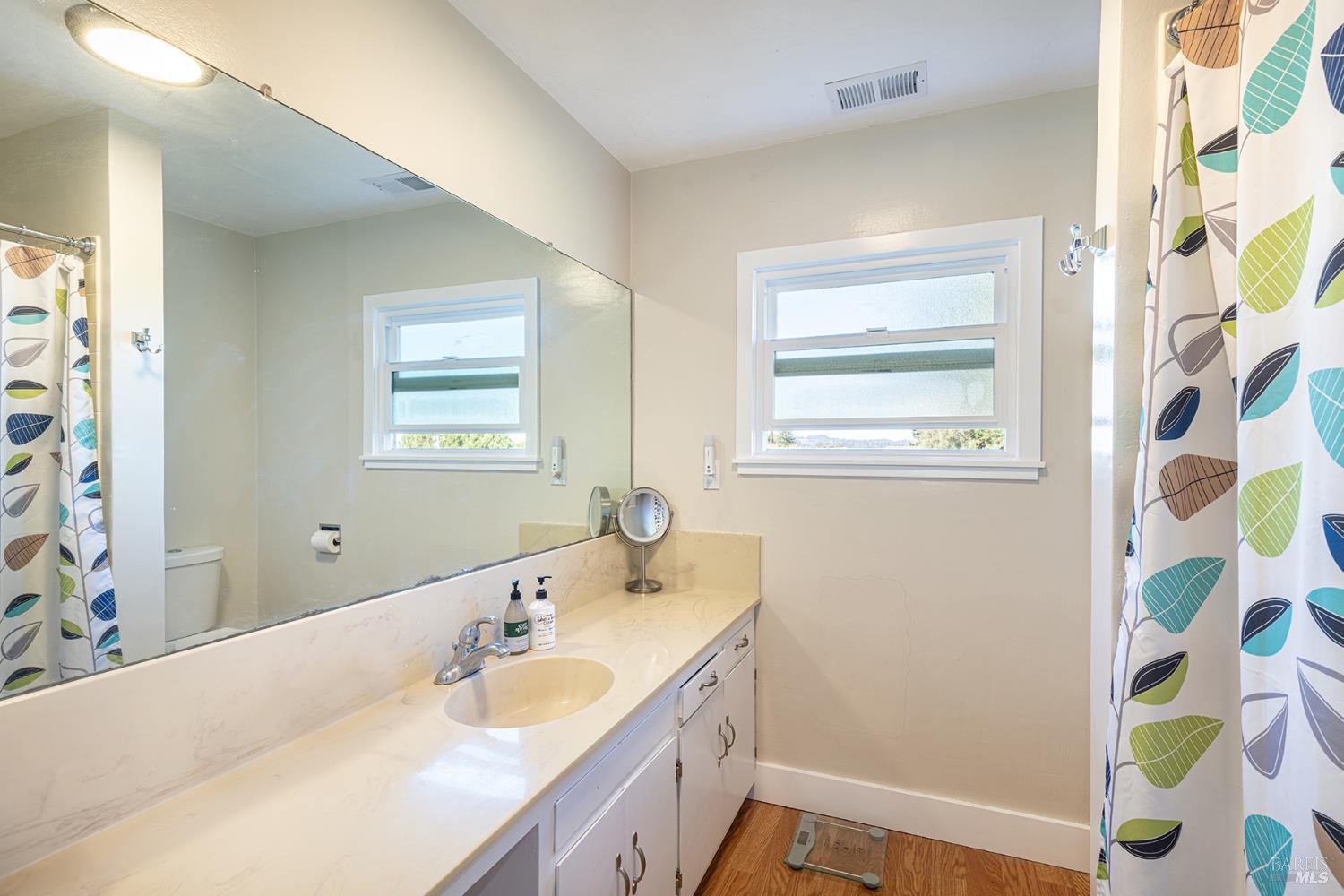 1365 Grandview Road Sebastopol CA 95472