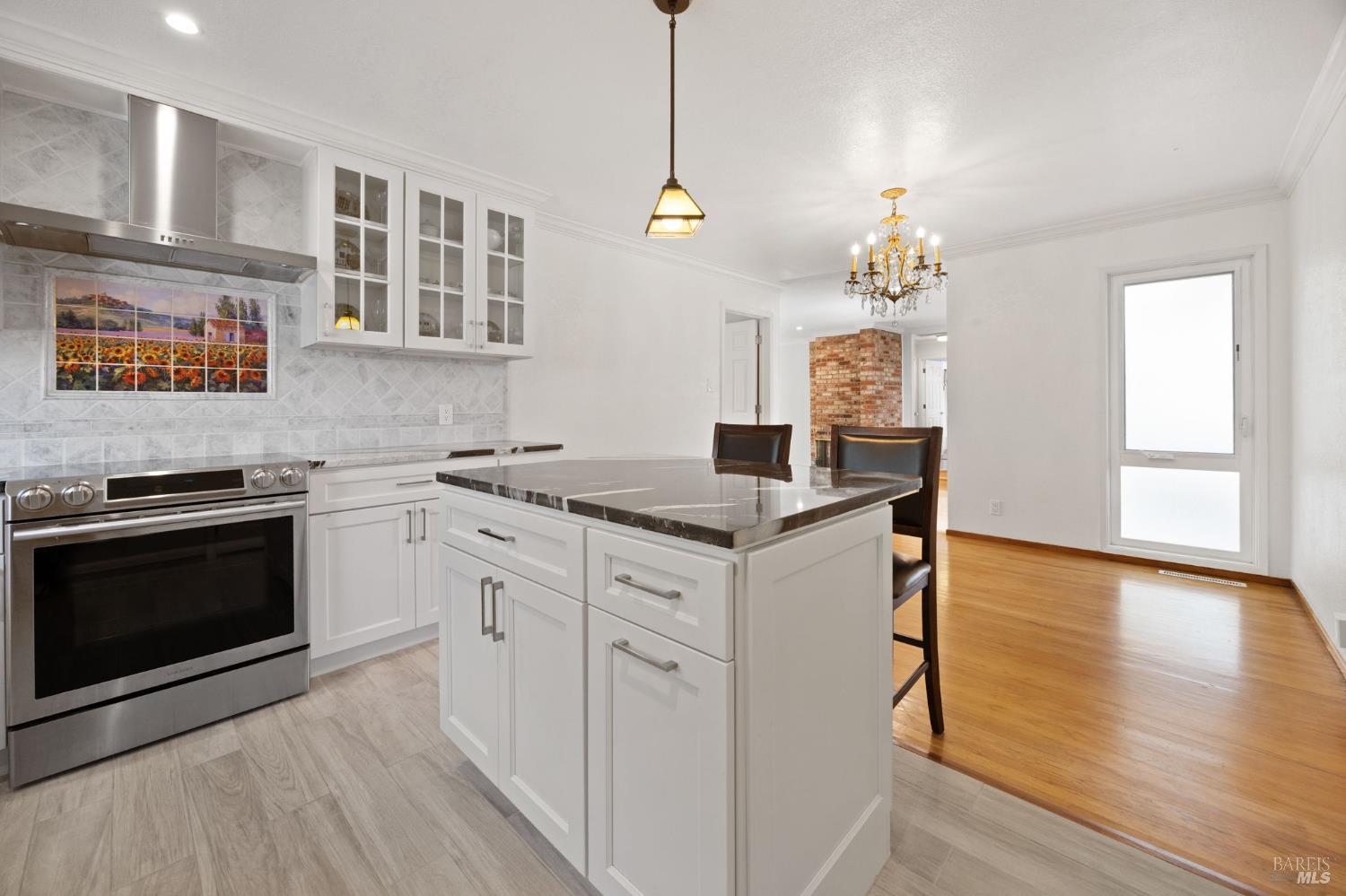 2510 Las Gallinas Avenue San Rafael CA 94903