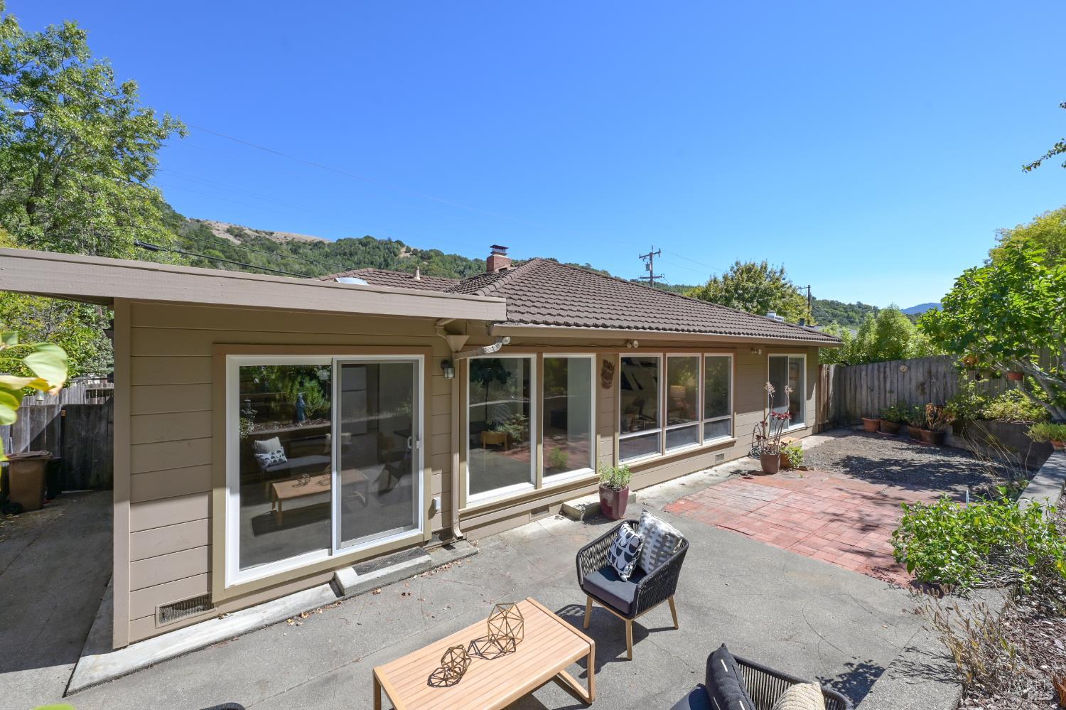 275 Oak Manor Drive Fairfax CA 94930