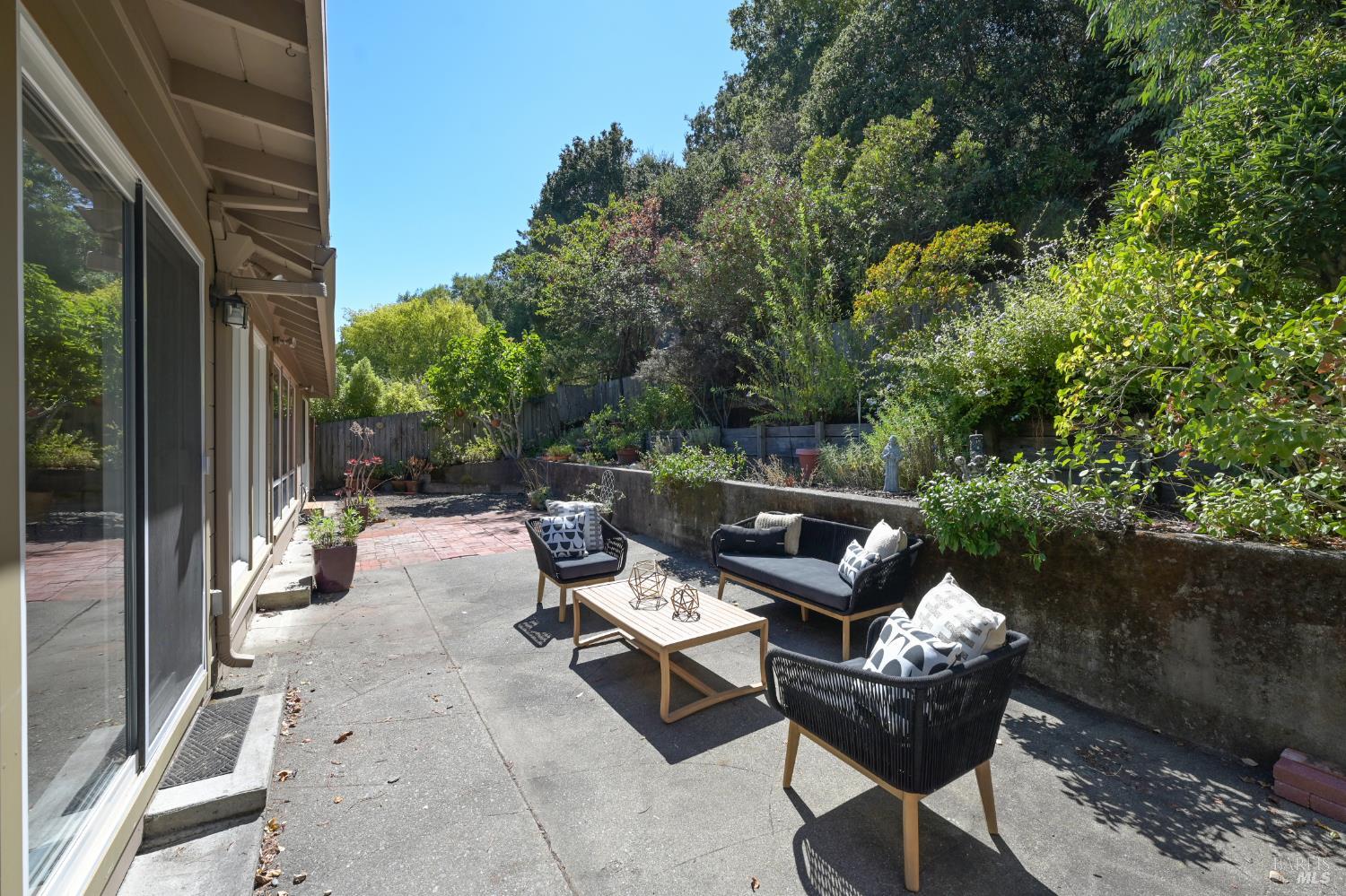 275 Oak Manor Drive Fairfax CA 94930