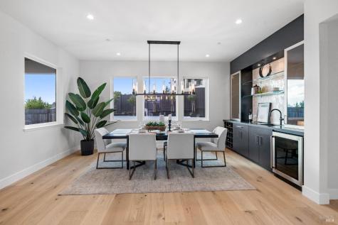 3839 Horizon View Way Santa Rosa CA 95404