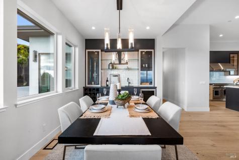 3839 Horizon View Way Santa Rosa CA 95404