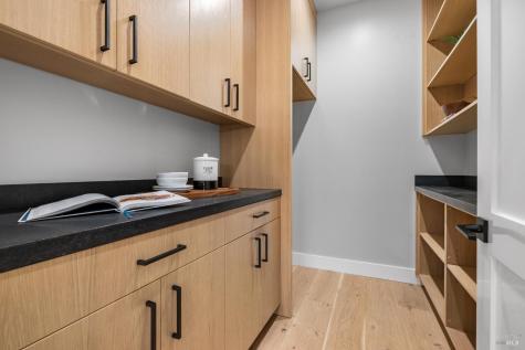 3839 Horizon View Way Santa Rosa CA 95404