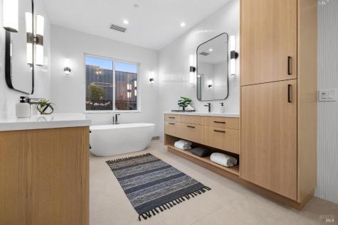 3839 Horizon View Way Santa Rosa CA 95404