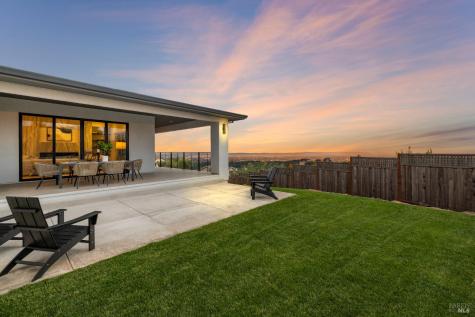 3839 Horizon View Way Santa Rosa CA 95404