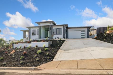 3839 Horizon View Way Santa Rosa CA 95404