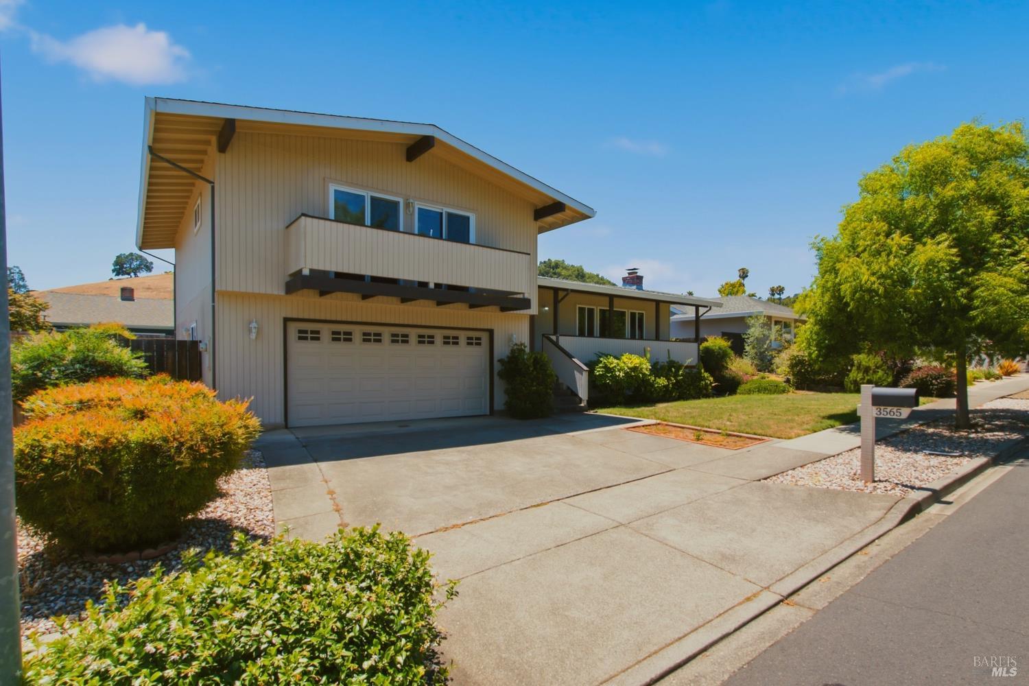 3565 Meadowbrook Drive Napa CA 94558