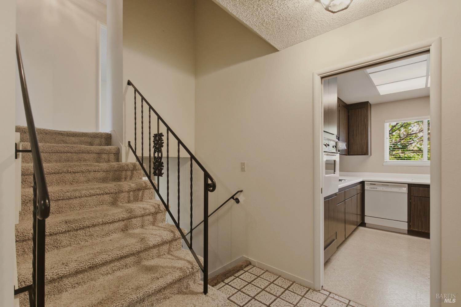 3565 Meadowbrook Drive Napa CA 94558
