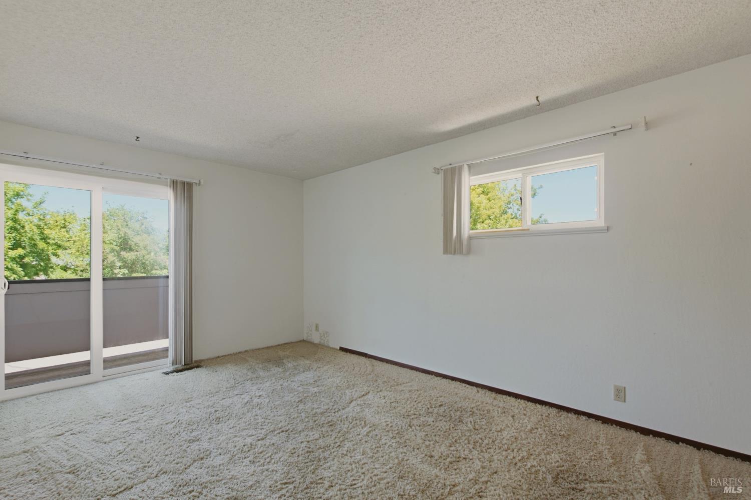 3565 Meadowbrook Drive Napa CA 94558