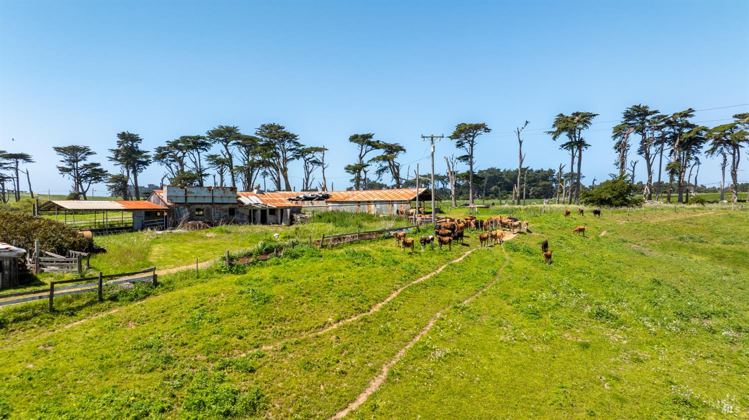 21601 S Highway 1 Highway Point Arena CA 95468