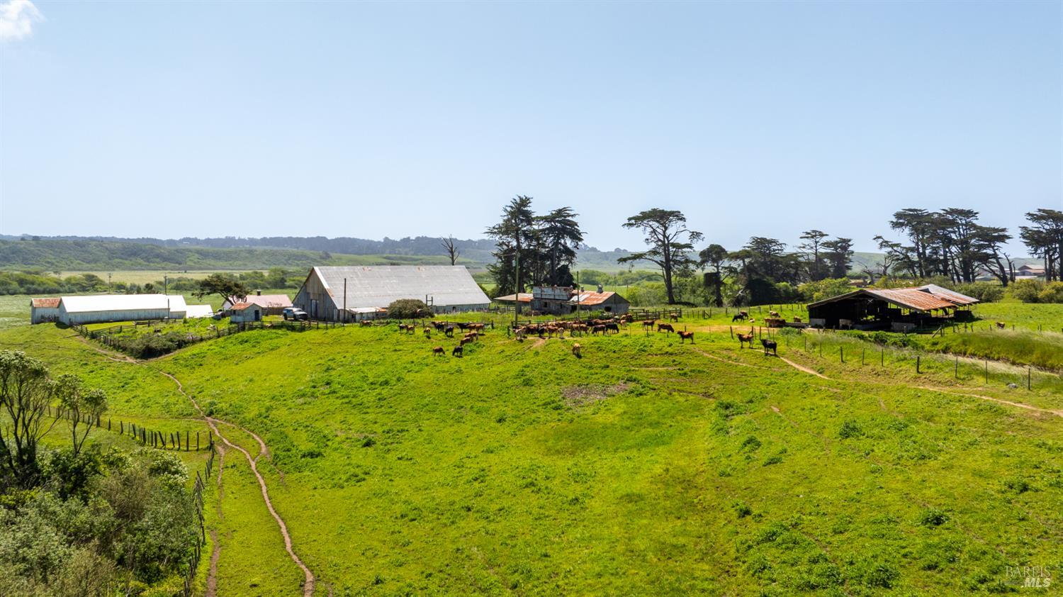 21601 S Highway 1 Highway Point Arena CA 95468