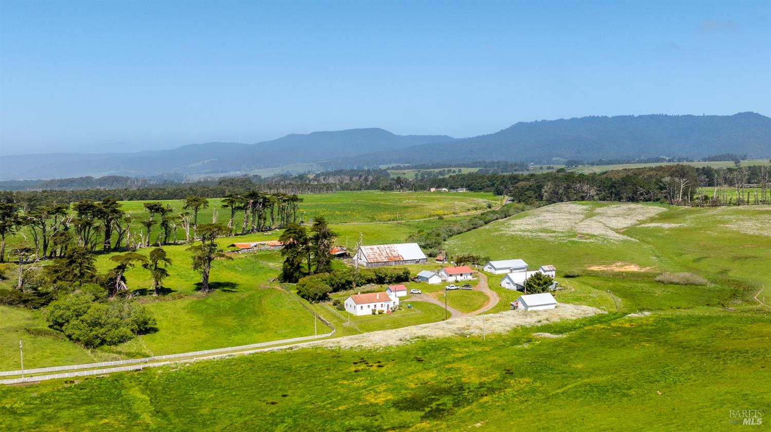 21601 S Highway 1 Highway Point Arena CA 95468