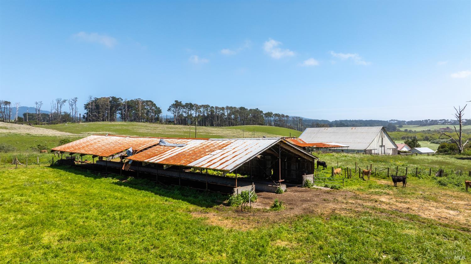 21601 S Highway 1 Highway Point Arena CA 95468