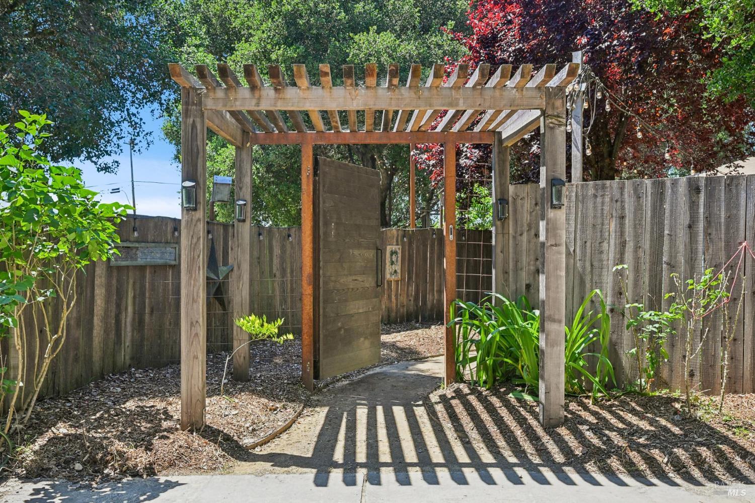 1081 Las Amigas Road Napa CA 94559