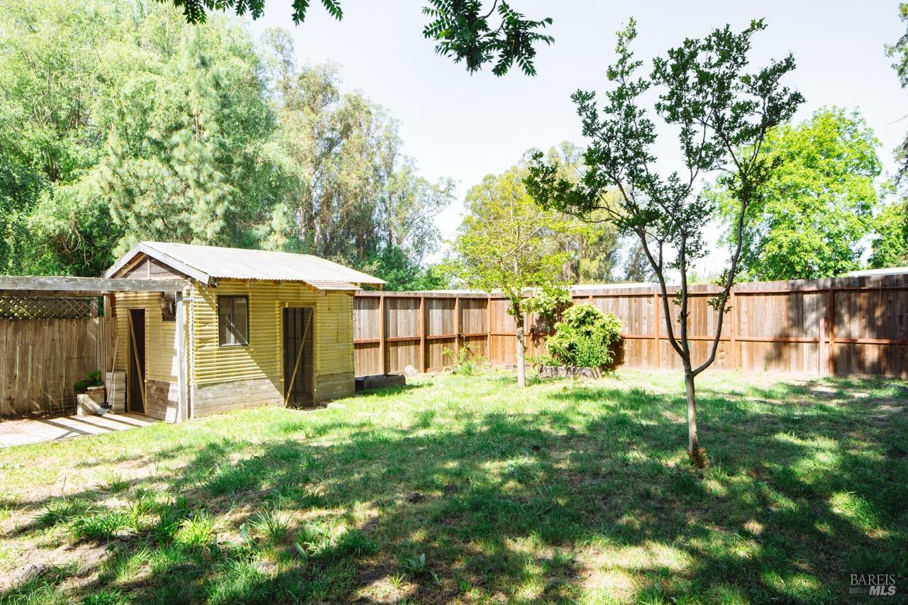 52 Eastman Lane Petaluma CA 94952