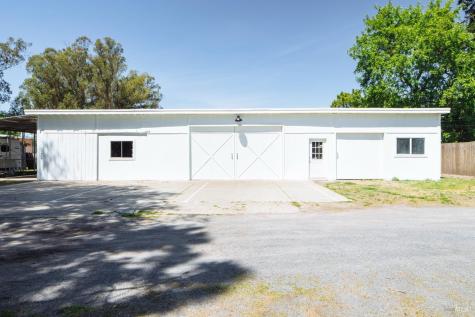 52 Eastman Lane Petaluma CA 94952