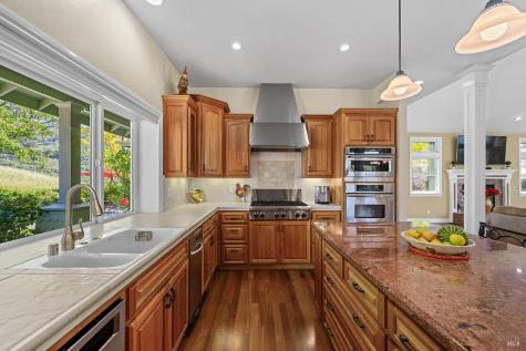 167-165 Mountain Meadow Lane Santa Rosa CA 95404