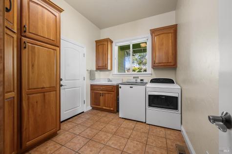 167-165 Mountain Meadow Lane Santa Rosa CA 95404