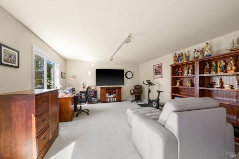 167-165 Mountain Meadow Lane Santa Rosa CA 95404
