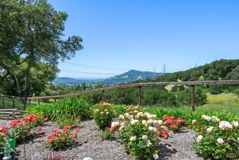 167-165 Mountain Meadow Lane Santa Rosa CA 95404
