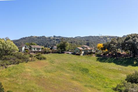 167-165 Mountain Meadow Lane Santa Rosa CA 95404
