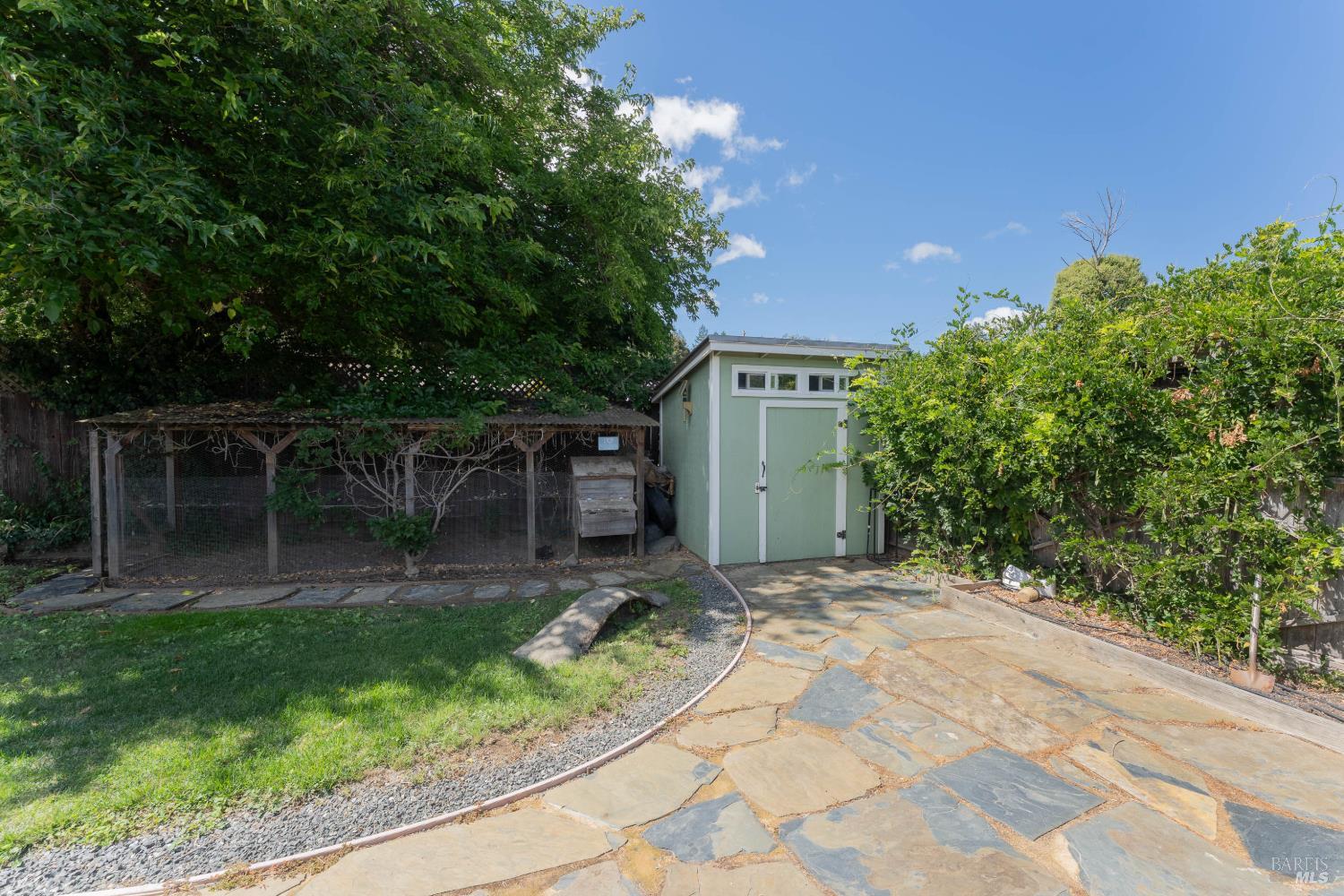 10 Brookside Drive Willits CA 95490