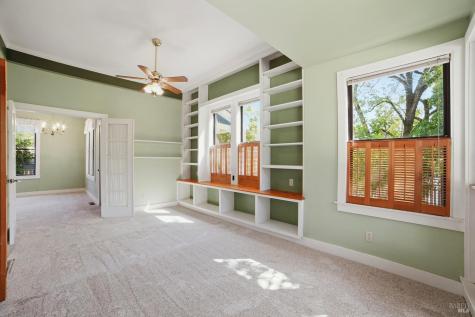 315 N Washington Street Cloverdale CA 95425