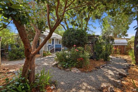 315 N Washington Street Cloverdale CA 95425