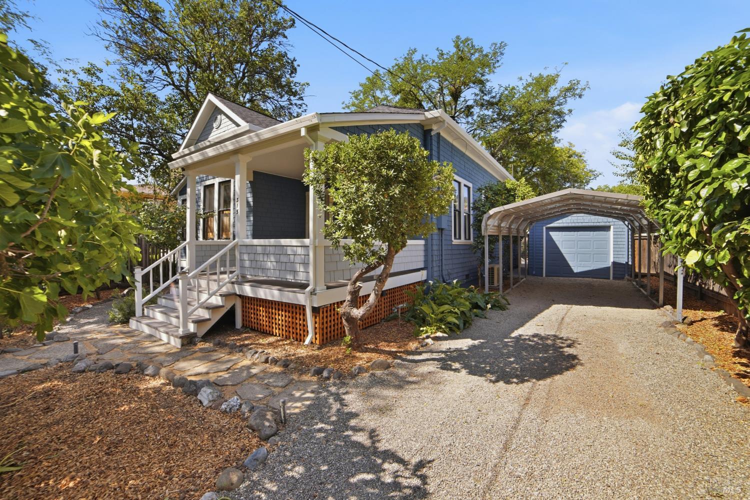 315 N Washington Street Cloverdale CA 95425