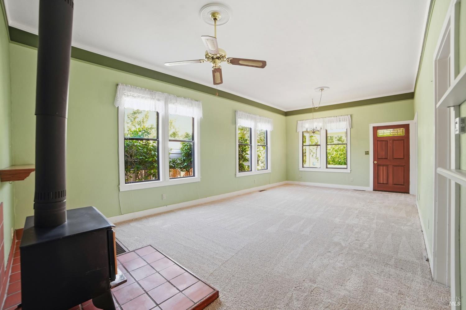315 N Washington Street Cloverdale CA 95425
