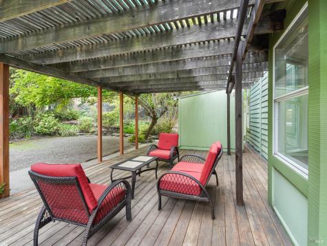 93 Bosworth Lane Geyserville CA 95441