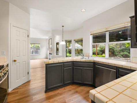 93 Bosworth Lane Geyserville CA 95441