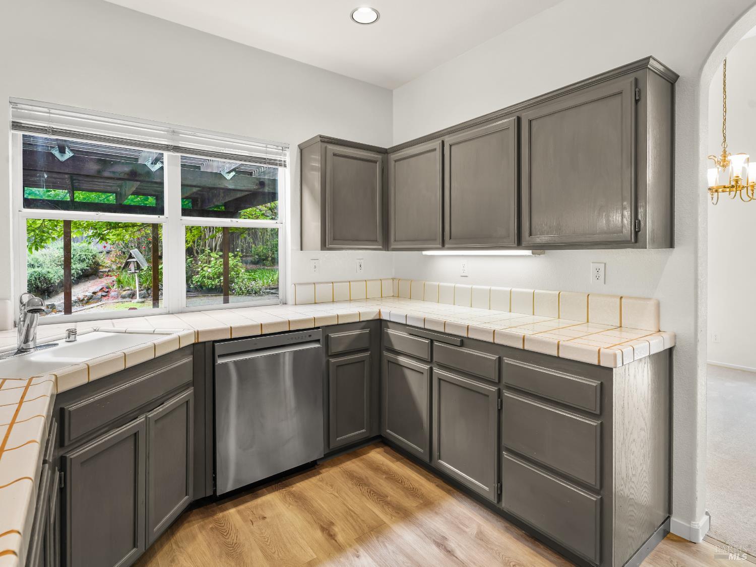 93 Bosworth Lane Geyserville CA 95441