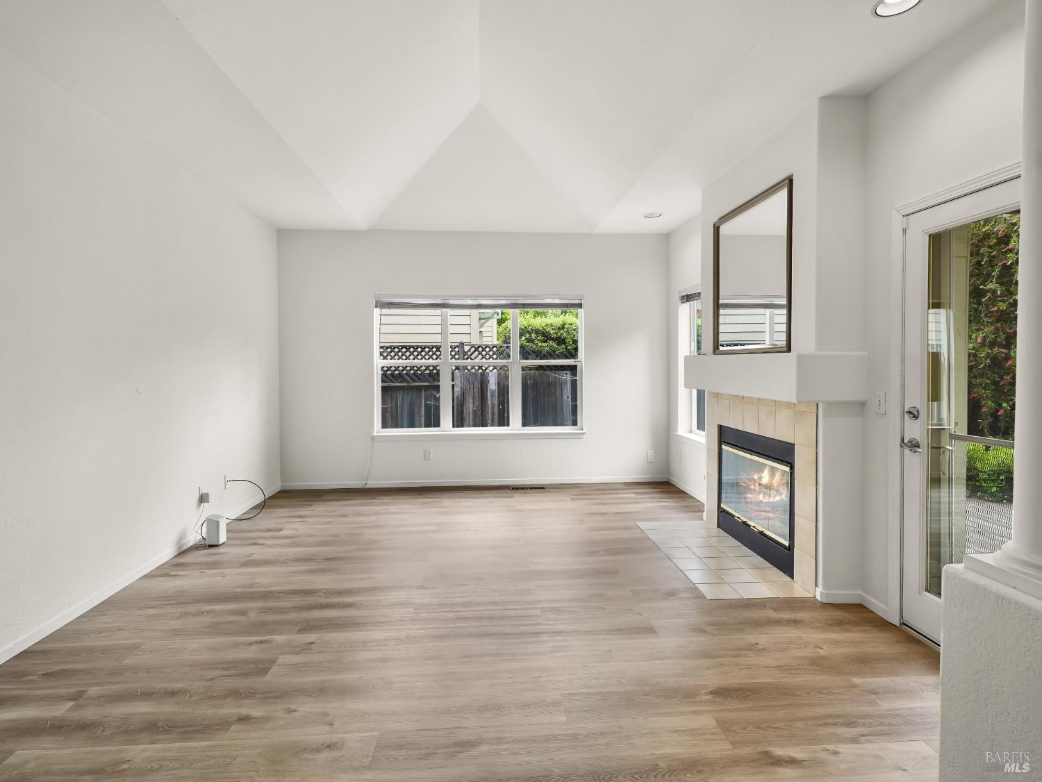 93 Bosworth Lane Geyserville CA 95441