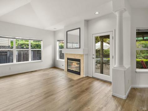 93 Bosworth Lane Geyserville CA 95441