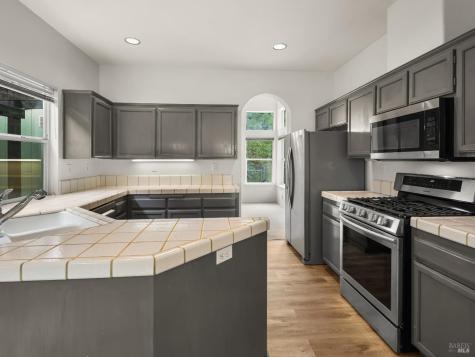 93 Bosworth Lane Geyserville CA 95441
