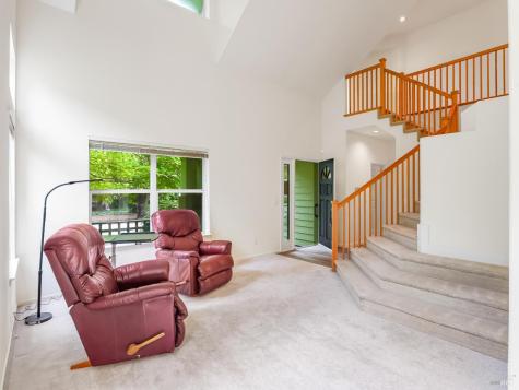 93 Bosworth Lane Geyserville CA 95441