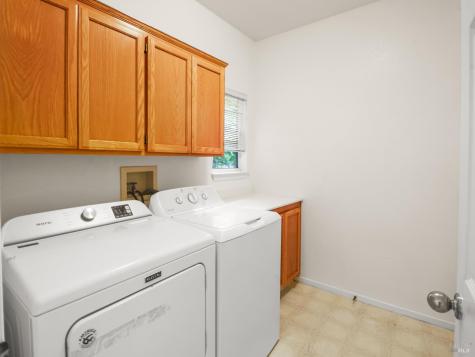 93 Bosworth Lane Geyserville CA 95441
