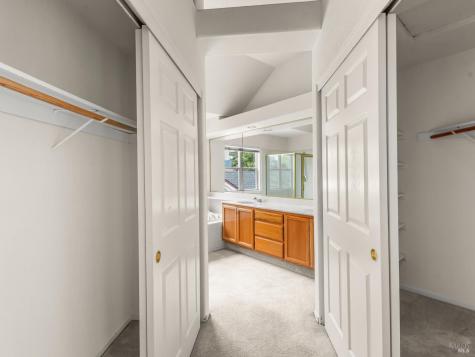 93 Bosworth Lane Geyserville CA 95441