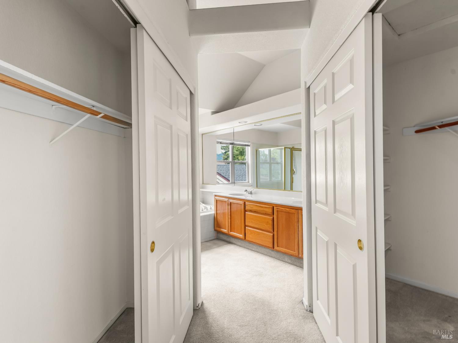93 Bosworth Lane Geyserville CA 95441