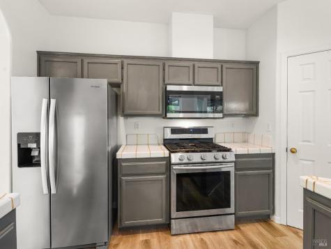 93 Bosworth Lane Geyserville CA 95441