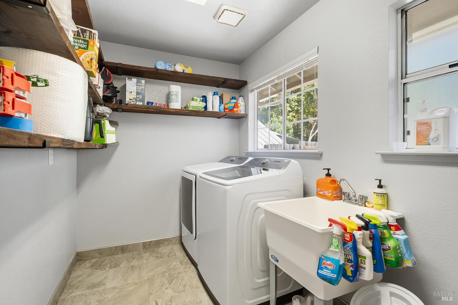 1121 Maize Court Willits CA 95490