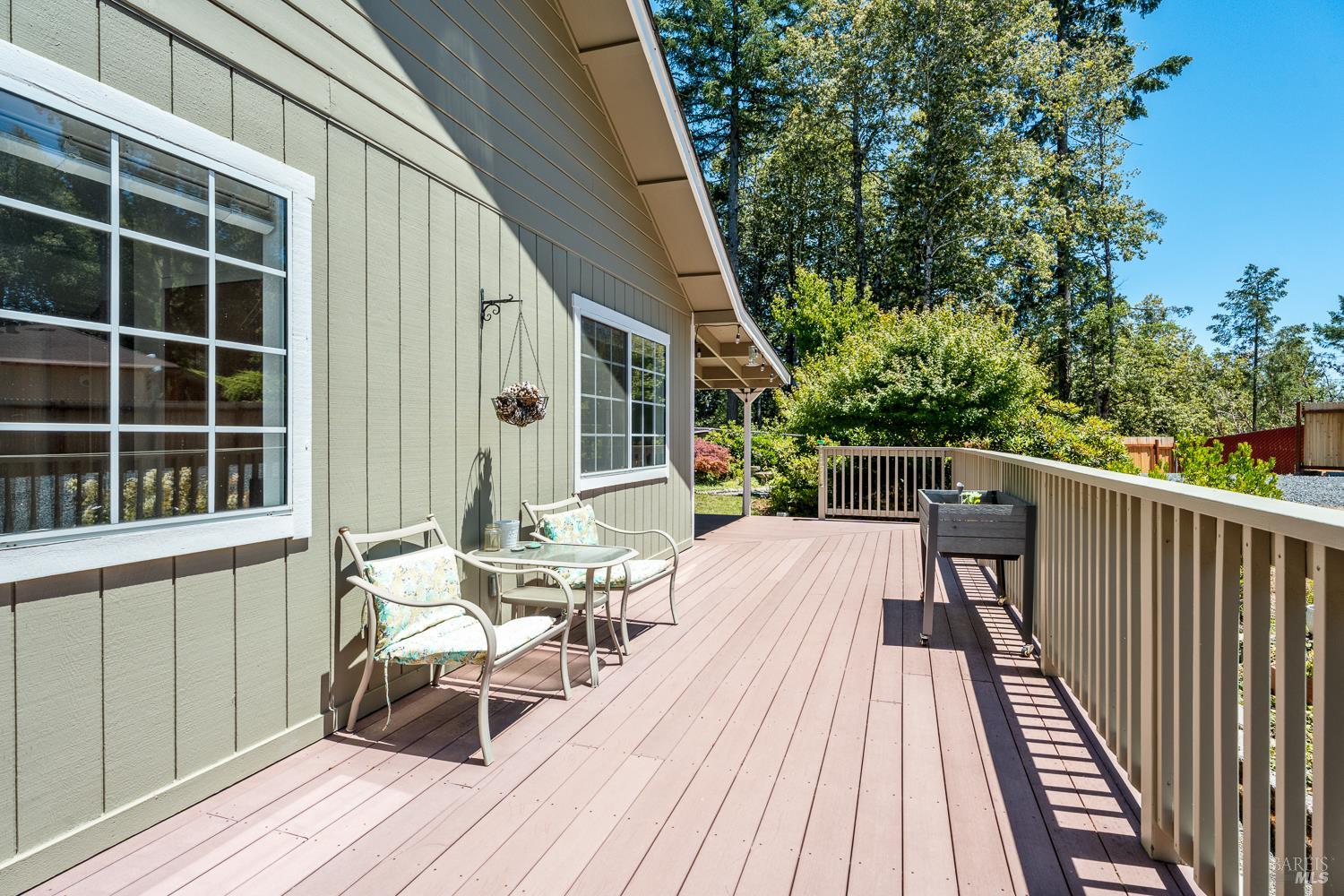 1121 Maize Court Willits CA 95490
