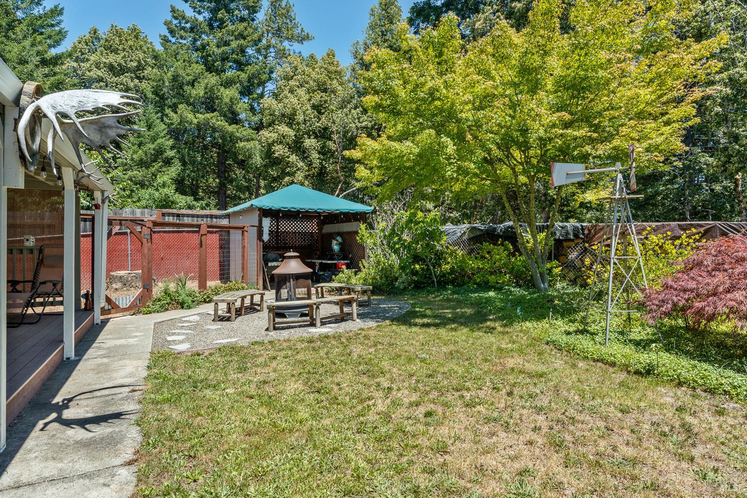 1121 Maize Court Willits CA 95490