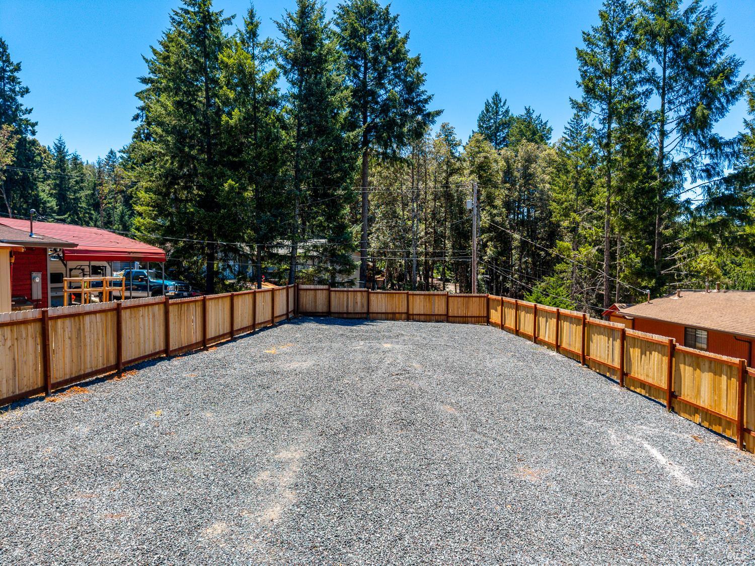 1121 Maize Court Willits CA 95490
