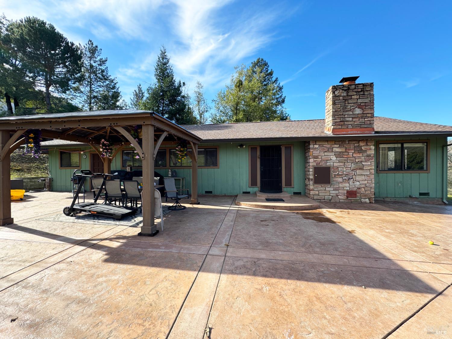 8411 Hwy 175 Highway Hopland CA 95449