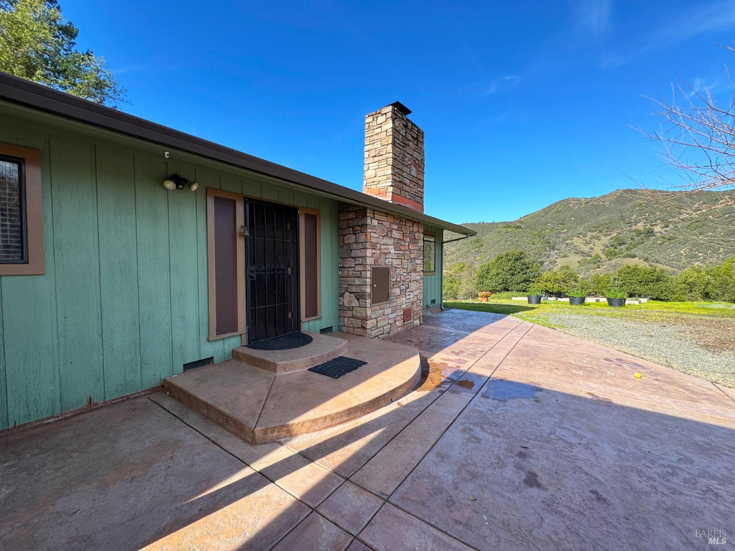 8411 Hwy 175 Highway Hopland CA 95449